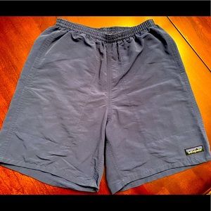Size XS Men’s Patagonia blue baggies. VGUC